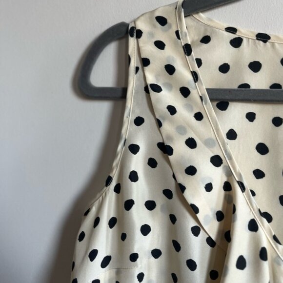 Michael Kors Polka Dot 100 % Silk Ruffles Sleeveless Blouse - 8P - Picture 5 of 10
